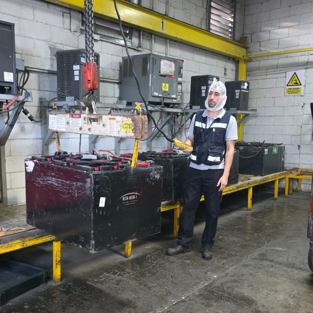 Curso / Taller de Manejo Seguro de Grúas Viajeras, para personal de Almacén, de Nogales, Sonora.