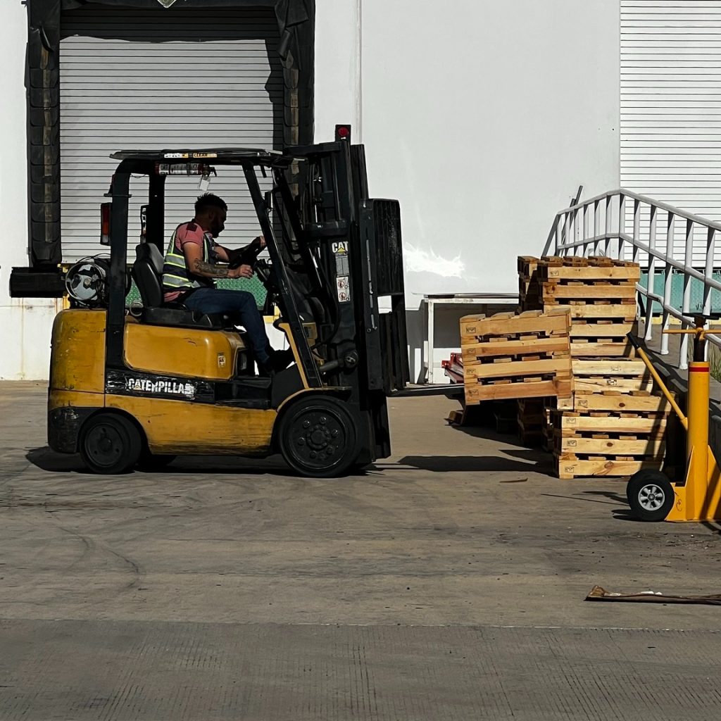 Certificación de Manejo Seguro de Montacargas