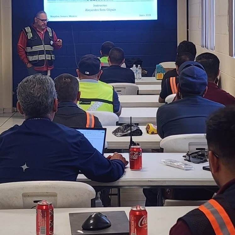 Curso de la NOM-018-STPS-2015 para los departamentos de Mantenimiento y EHS de la planta La Ada de Acuña de Nogales, Sonora.